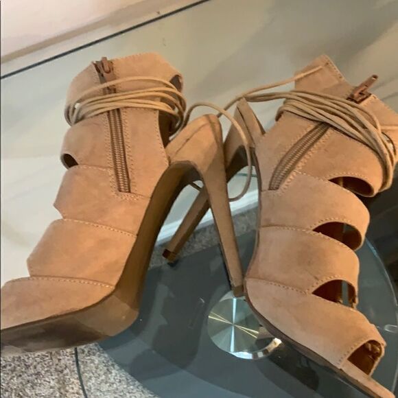 Nude Gladiator style lace up heels - Picture 6 of 7